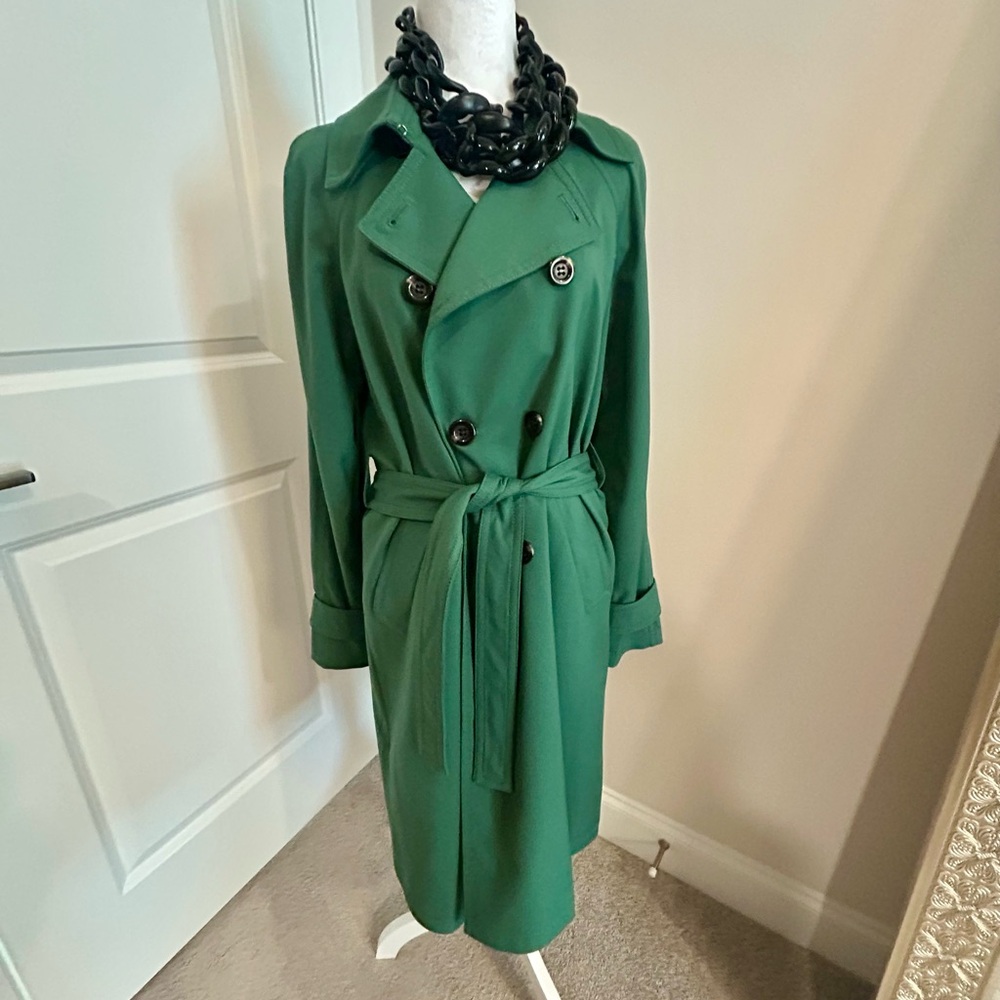 Elegant Green Ann Taylor Trench Coat